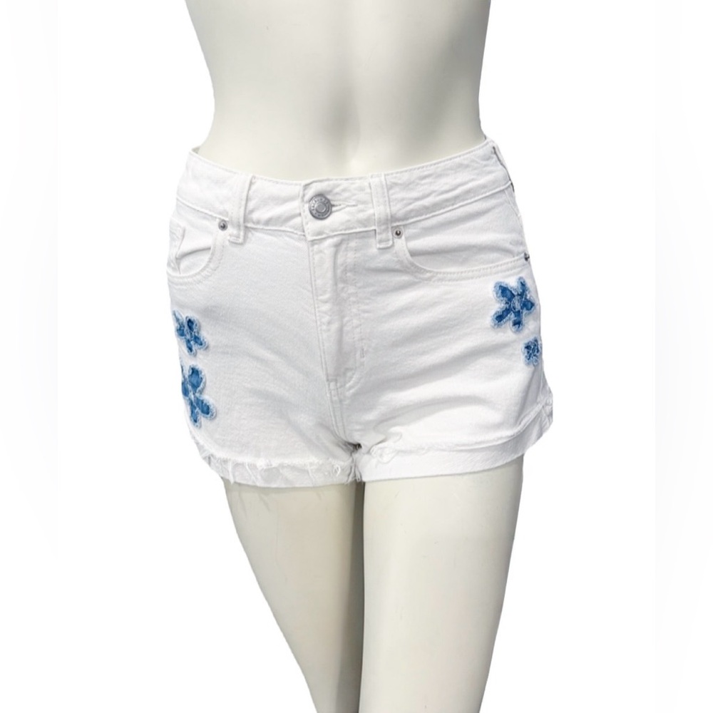 PacSun White Denim Shorts Size 24 Blue Floral Patchwork Cutoff
